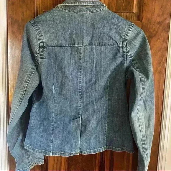 Old Navy Stretch Denin Jacket - Picture 7 of 7